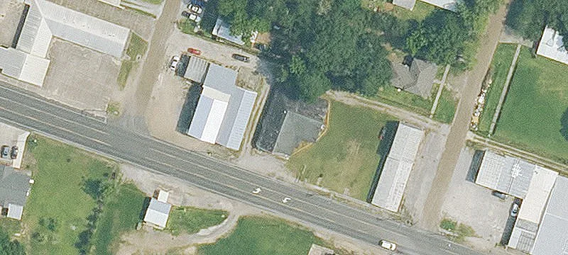 612 Veterans Meml Dr