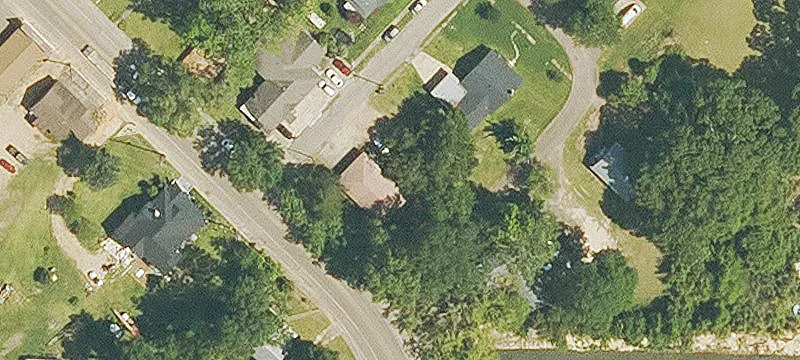 1137 Main St