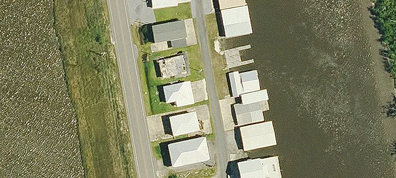 7450 Edgewater Dr