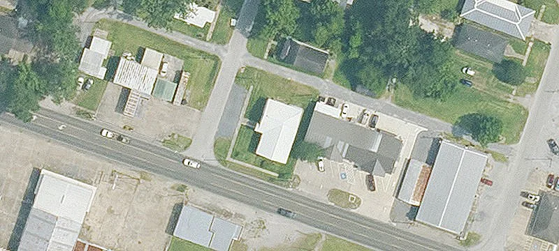 300 Veterans Meml Dr