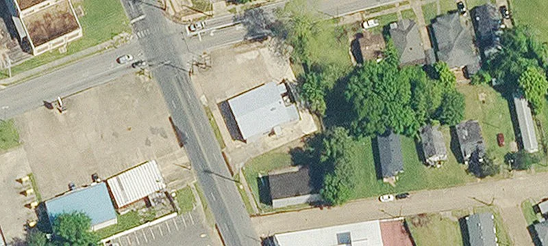 3007 Lee St