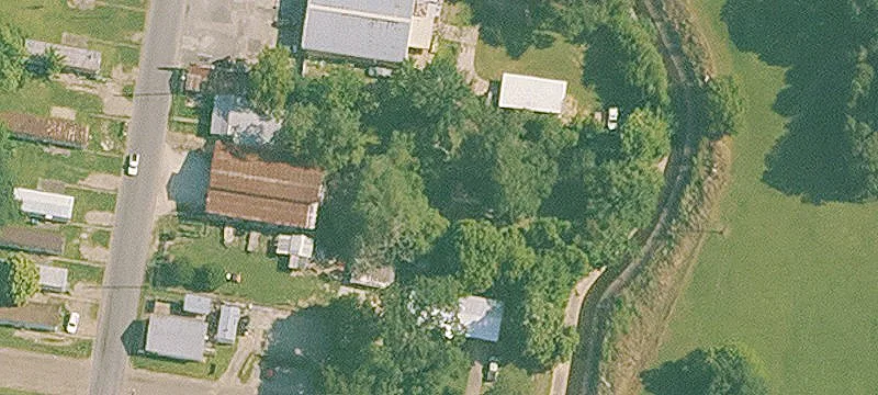 821 Railroad Ave