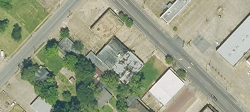 620 Bolton Ave