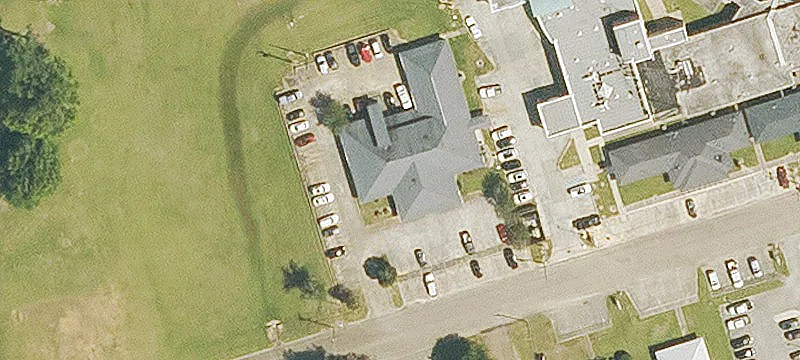 711 Riverside Dr
