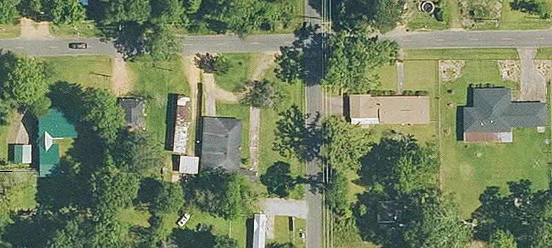 901 11th St