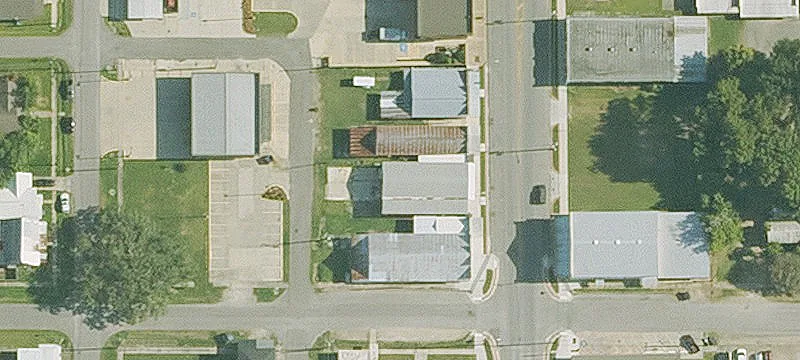 218 Adams Ave
