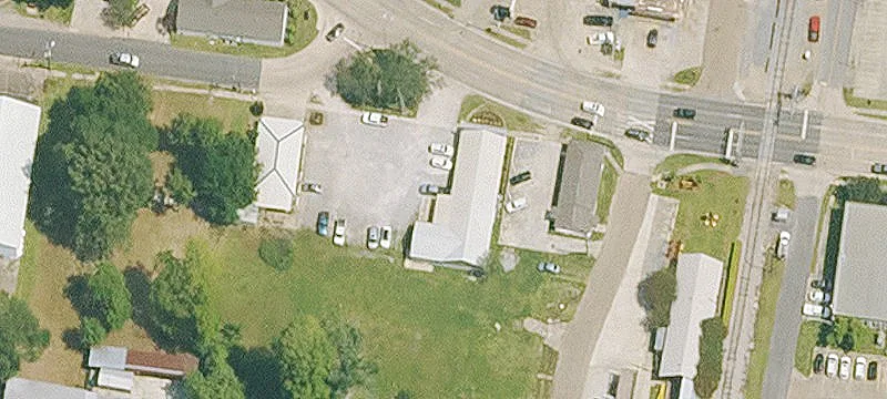 4470 Main St