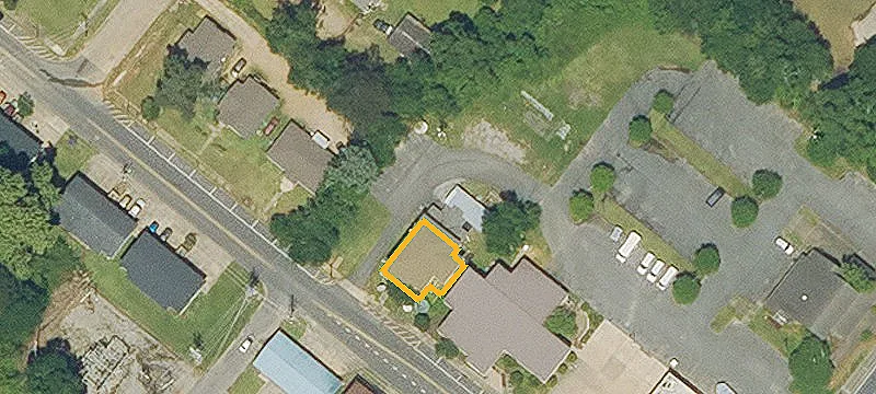 92 Shamrock Ave