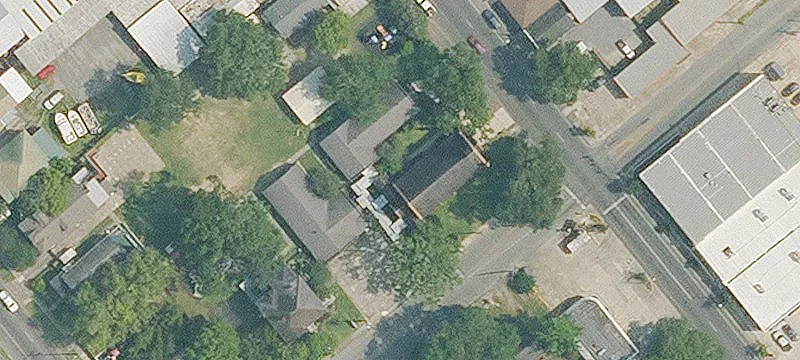 303 Main St