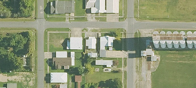 406 Edwards St