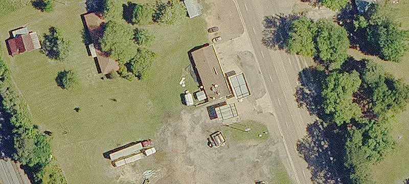 4556 Main St