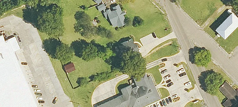 824 Main St