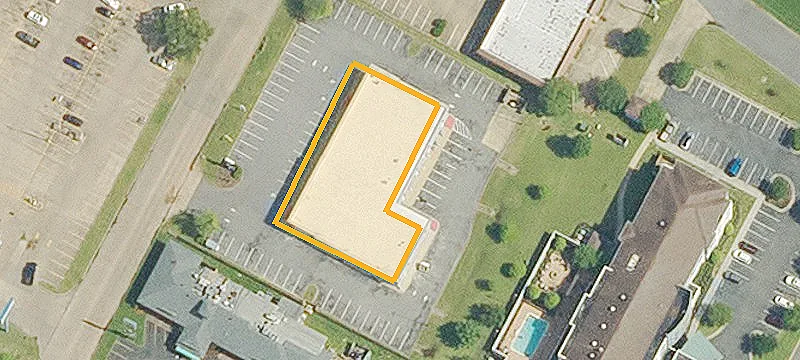 2385 Macarthur Dr