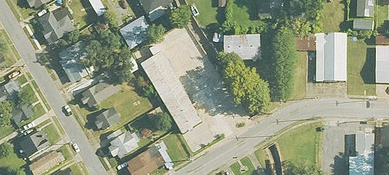 1128 Simcoe St