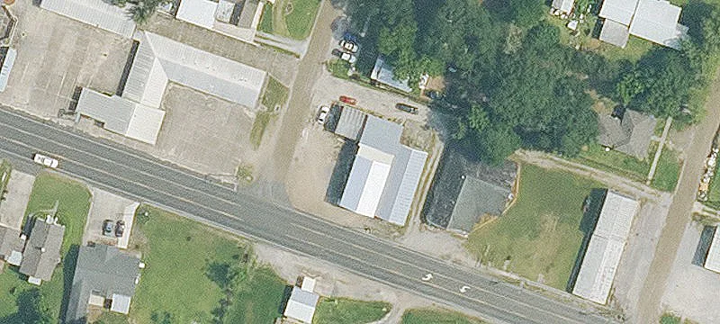 616 Veterans Meml Dr