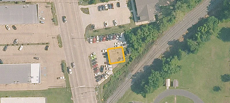 1600 Benton Rd