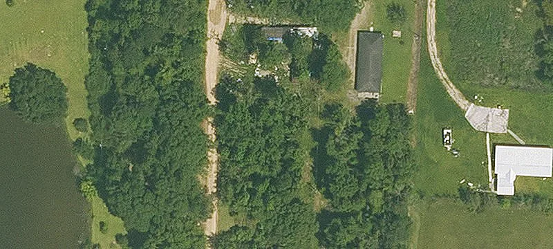 Log Cabin Ln, LA 