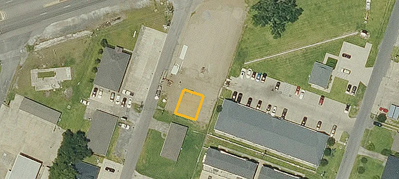 101 Oak Ln