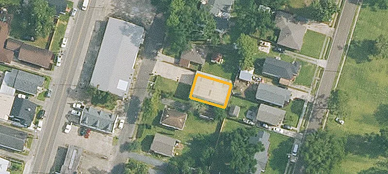124 Saint Charles St