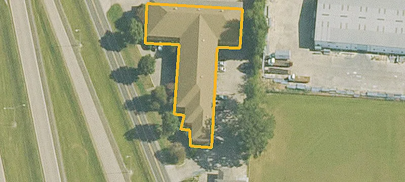 2810 Evangeline Trwy