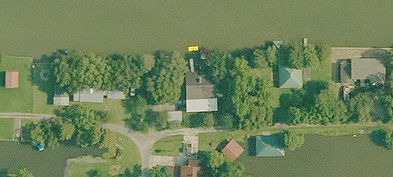 Cottonwood St
