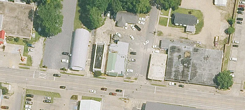 4641 Main St