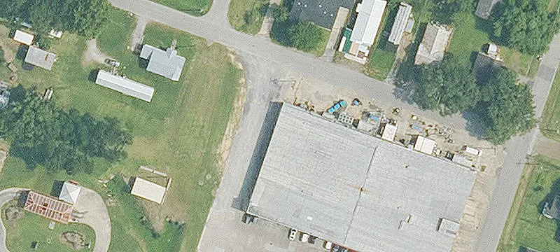 602 Veterans Meml Dr