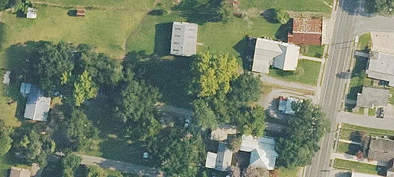 301 Main St