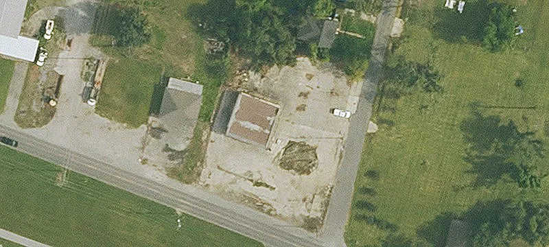 12590 Riv Rd