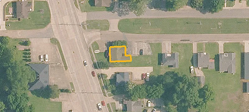 1016 Benton Rd