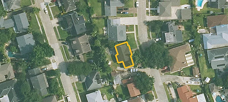 213 Chris St