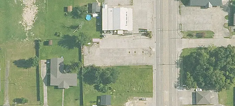 Sampson St