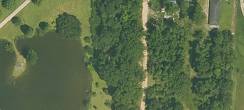 Log Cabin Ln