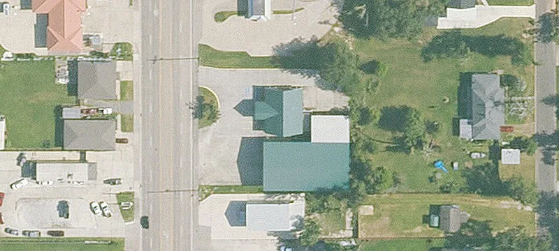 2210 Sampson St