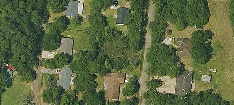 Lacombe, LA 70445