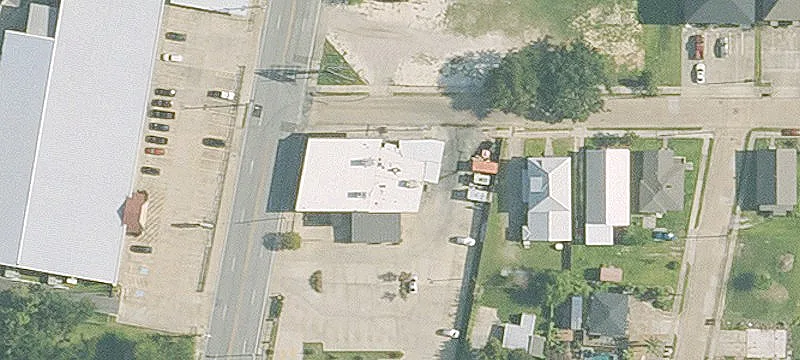 1301 Ryan St