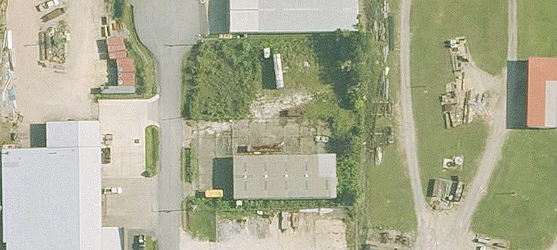 127 Freds Rd