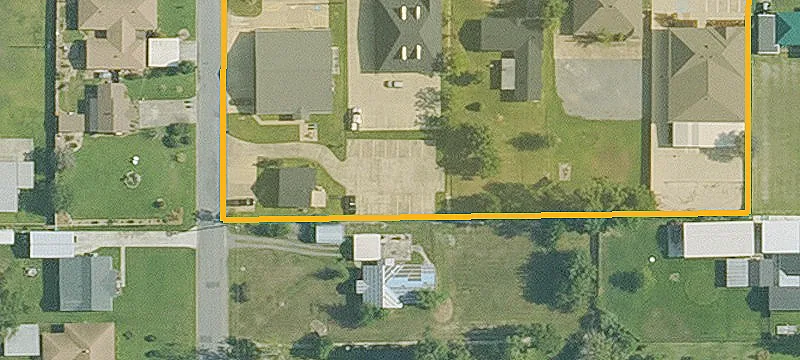 3805 Maplewood Dr