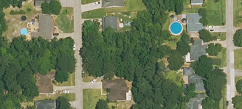 Mandeville, LA 70448
