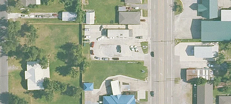 2207 Sampson St