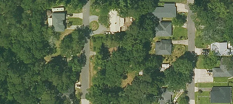 1266 Gladys St