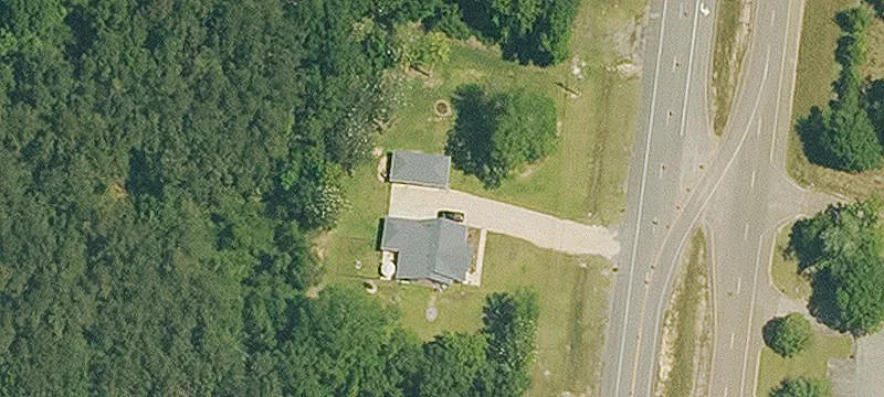 82021 Hwy 41