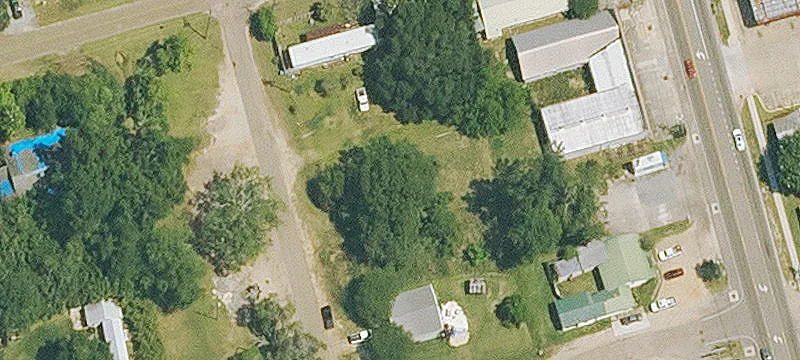 Railroad Ave