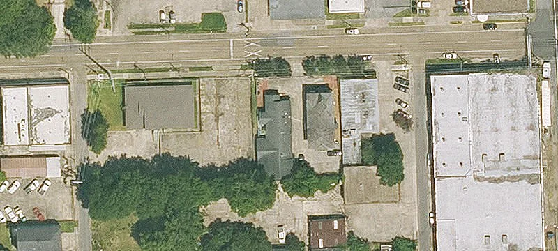 1346 Main St