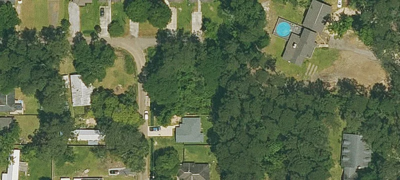 Deforest Dr
