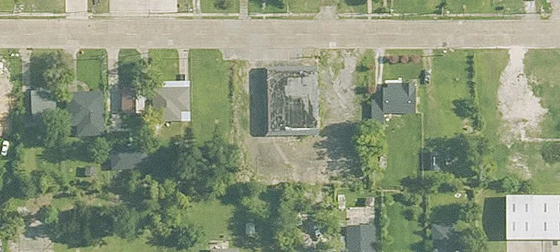 2504 Ml St