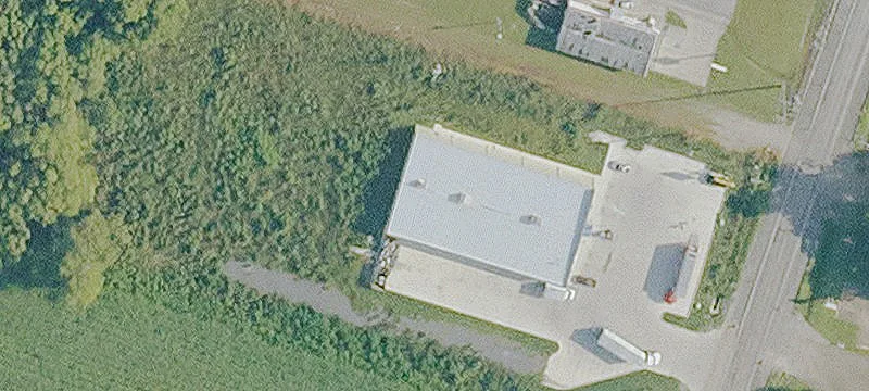 1750 Main St
