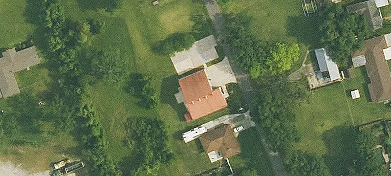 104 Ellen St