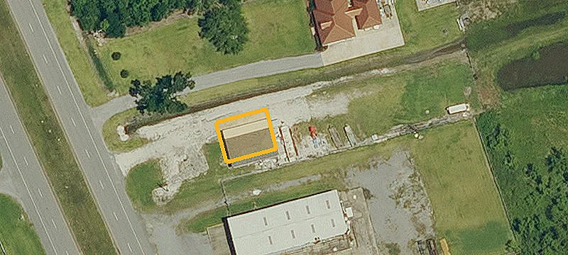 17947 Hwy 3235