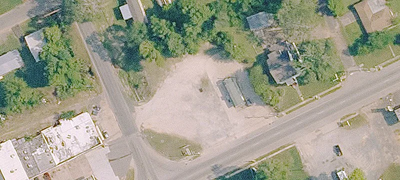506 Main St